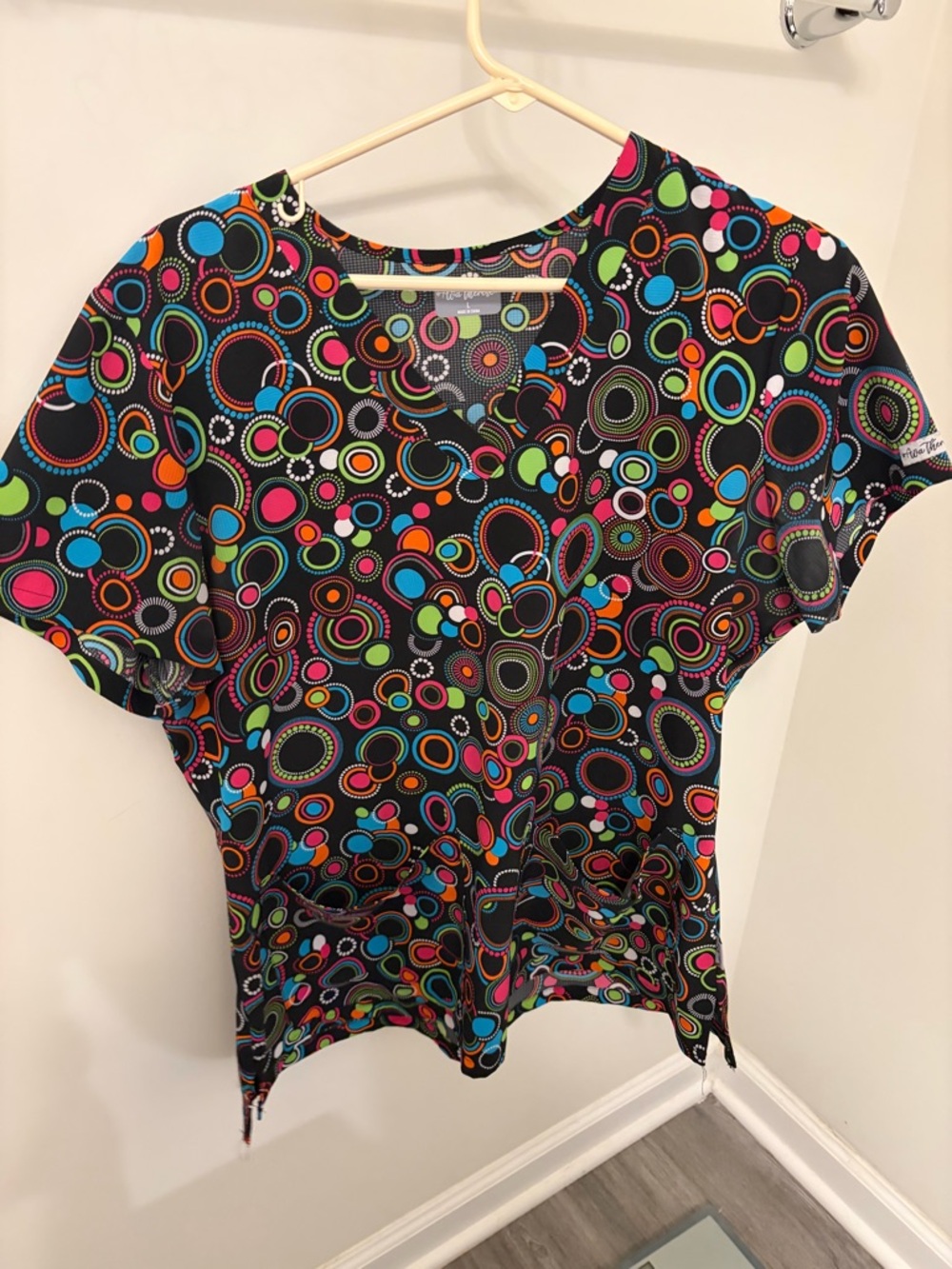 Colorful Polka Dot V-Neck Women’s Scrub Top